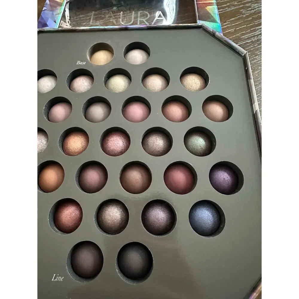 LAURA GELLER Hidden Gems Baked Eyeshadow Palette Shimmer Pigmented Crease-Proof